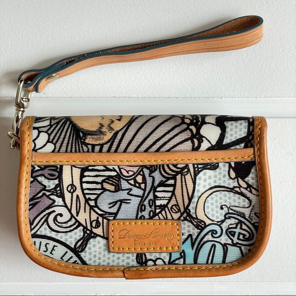 Dooney & Bourke Disney Cruise Line Fantasy Inaugural Sailing Tote Bag & Wristlet - Picture 11 of 16